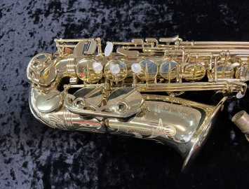 Photo PRISTINE Selmer Super Action 80 Series II Alto Saxophone - Serial # 598120